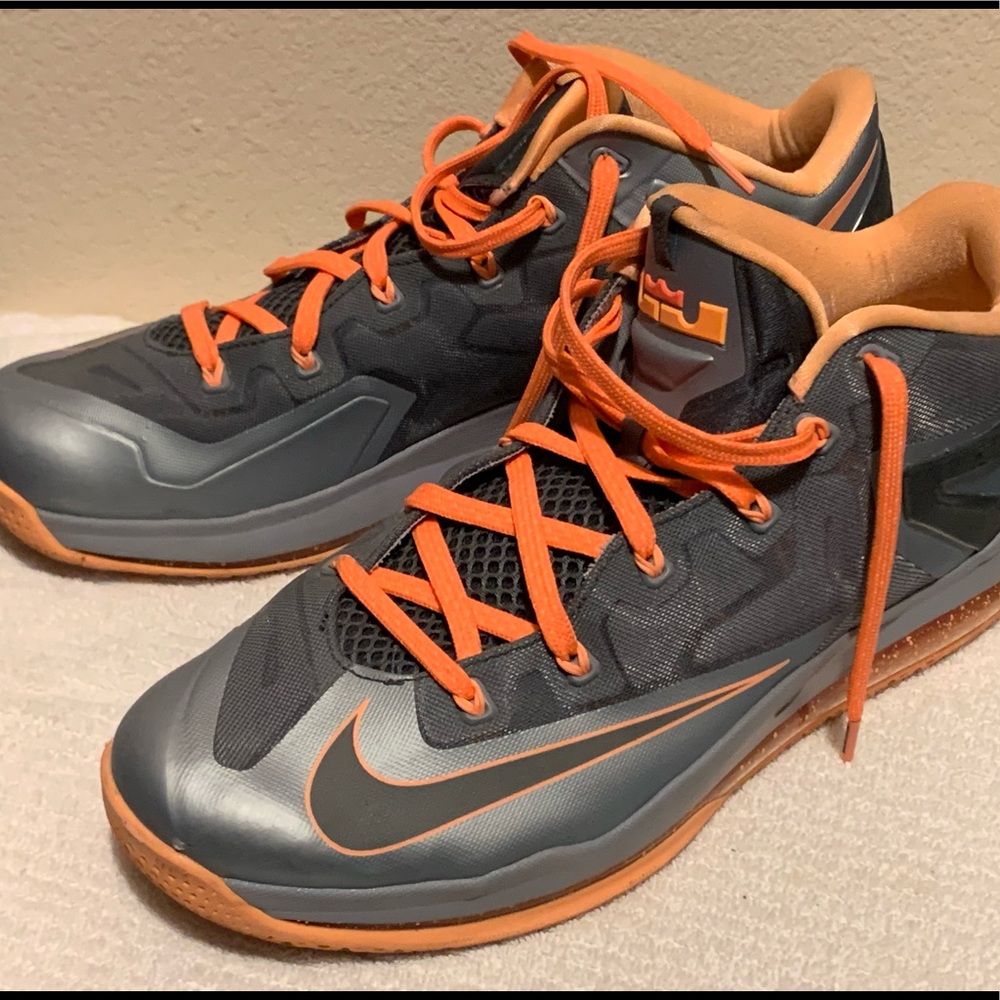 LeBron sneaks